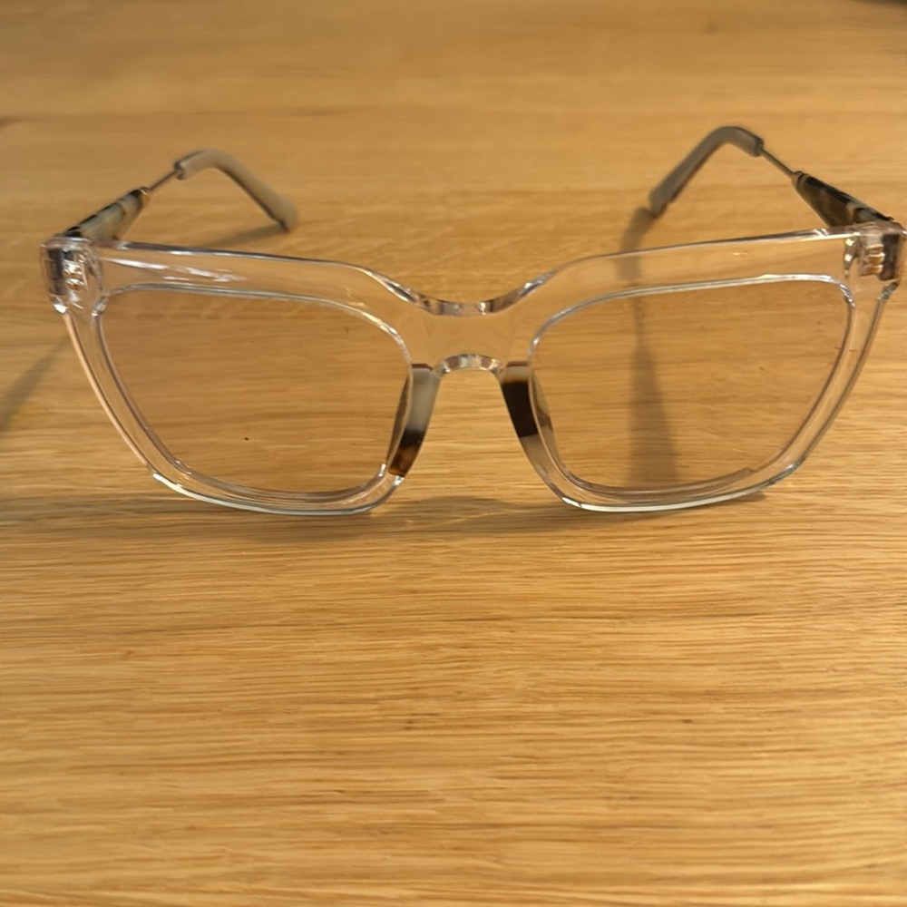 Clear Square Glasses with Black Case - Picture 3 of 10